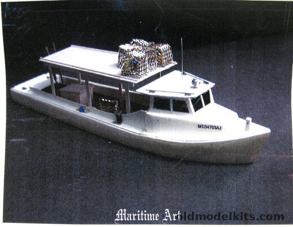 Maritime Art HO Chesapeake Bay Workboat #1 With Crab Traps - HO Scale, 1 plastic model kit